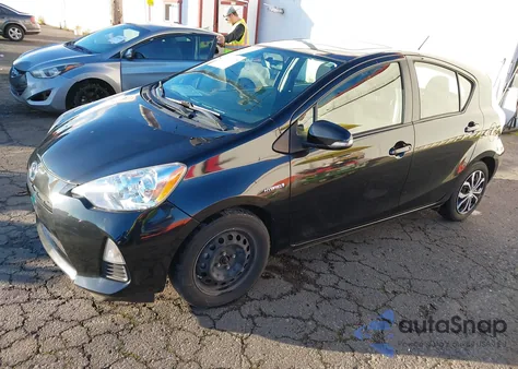 2014 Toyota Prius C Three из США, поврежденный, VIN JTDKDTB35E1072240